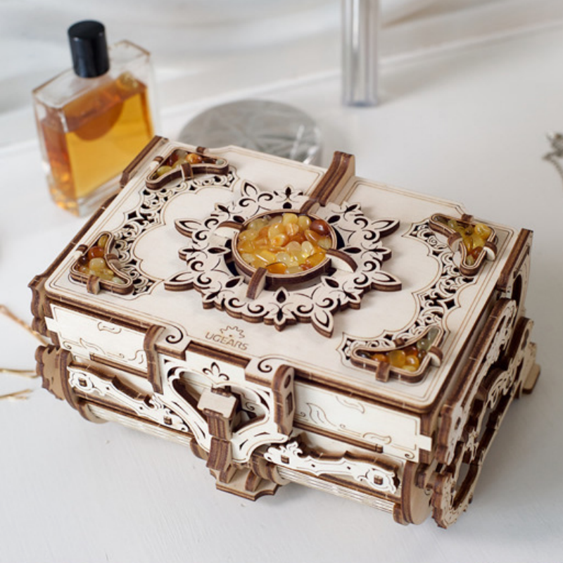 Amber Jewelry Box 3D Wooden Puzzle
