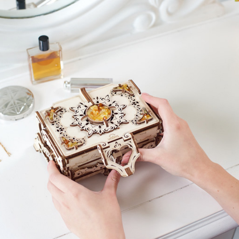 Amber Jewelry Box 3D Wooden Puzzle