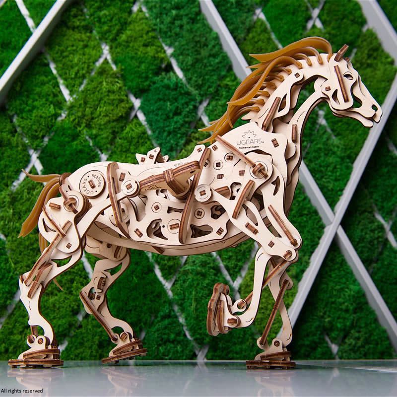 3D Wooden Puzzle Mechanically-Driven Bionic Horse
